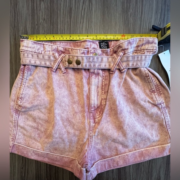 BDG ladies shorts - Picture 6 of 11